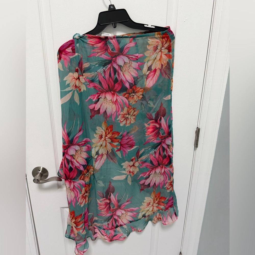 La Blanca Sheer Floral Sarong Cover-Up in Teal & Pink Floral design,Size Medium - Picture 2 of 8